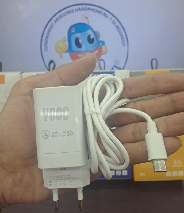 Travel Charger Vooc QC3.0 R9 Micro/Type-C - Gambar 2