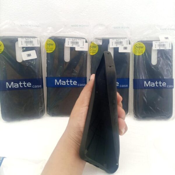 Case TPU Black Matte Casing Handphone Universal 1 Softcase - Gambar 3