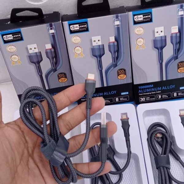 Kabel Data Excellence Arnica 1M Lightning/Micro/Type-C - Gambar 3